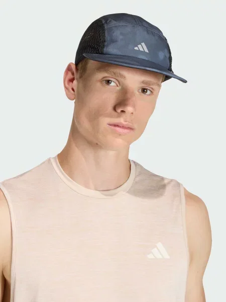 Переработанный кепка Adidas черная