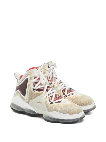 Sneakerși Nike LeBron alb