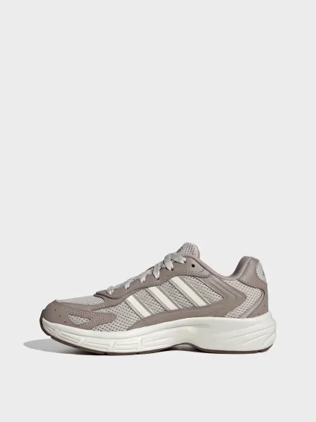 Повседневные кроссовки Adidas Cloudfoam бежевые