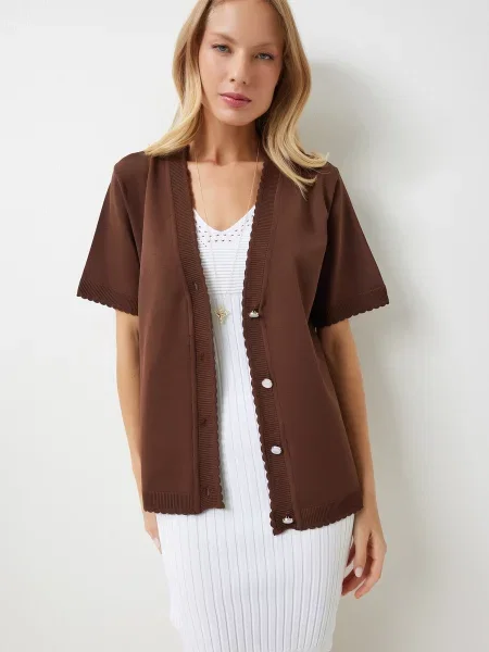 Happiness İstanbul Geacă tricotată maro