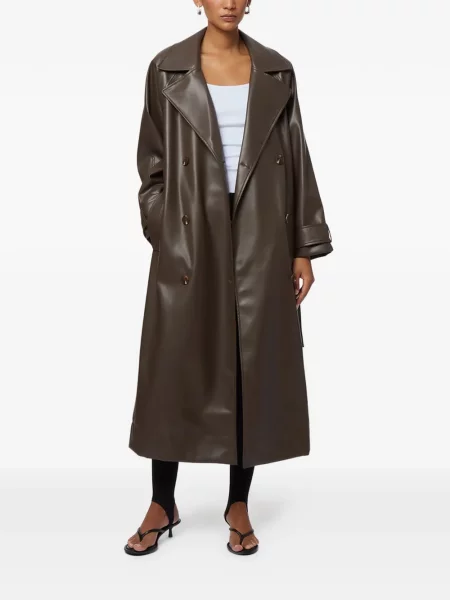 Trenci Apparis maro