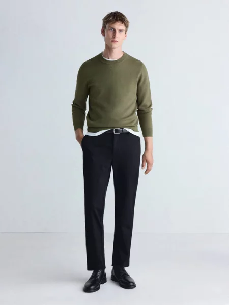 Sweter comfort stretch khaki Mężczyzna S MANGO MAN