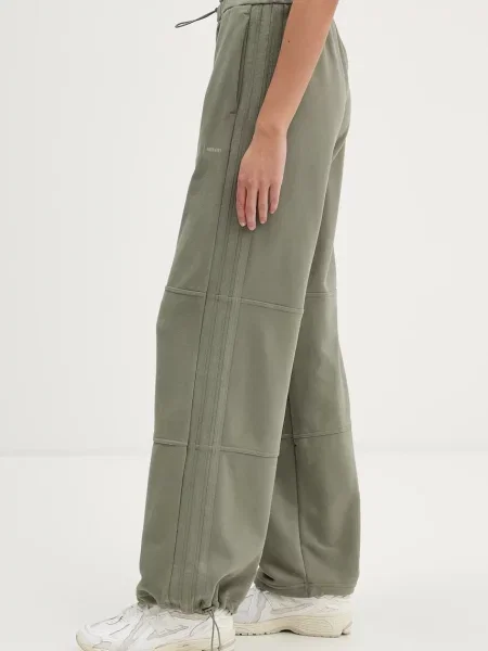 Спортивні штани adidas adidas x Moon Boot однотонні зелений