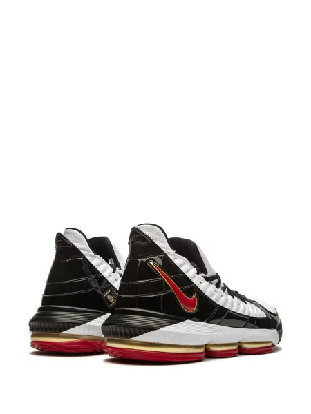 Tenisky Nike LeBron bílé