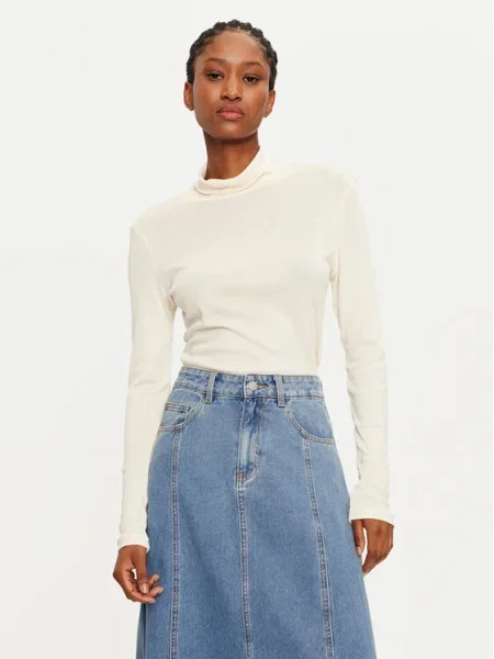 Vila Поло Jolini Екрю