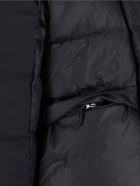 Geacă cu puf The North Face cu glugă negru