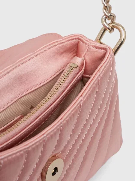 Сумка Guess