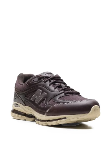 Sneakerși New Balance maro