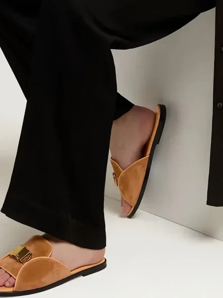 Велурени сандали Agnona кафяво