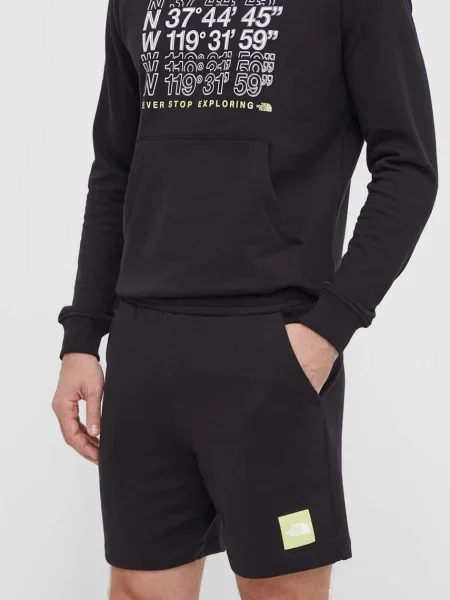 Къс панталон The North Face черно