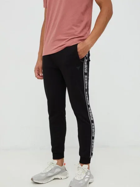 Tepláky Guess s aplikací černá