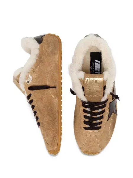 Szarvasbőr sneaker Golden Goose