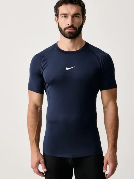 Vesta Nike biela