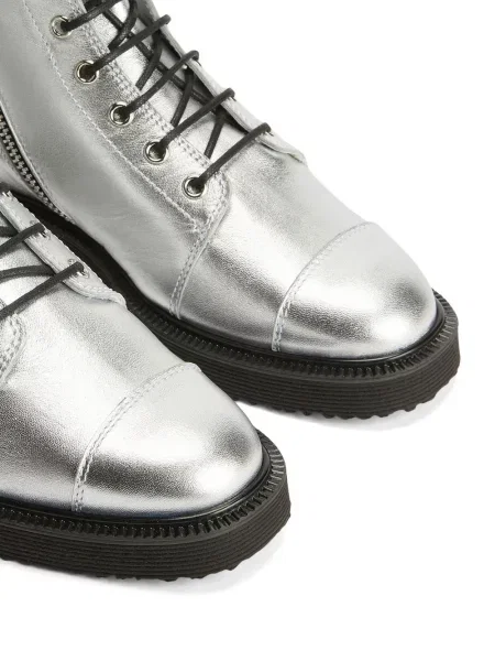 Botine Giuseppe Zanotti cu șireturi din dantelă argintiu