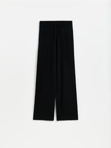 Pantaloni Reserved negru