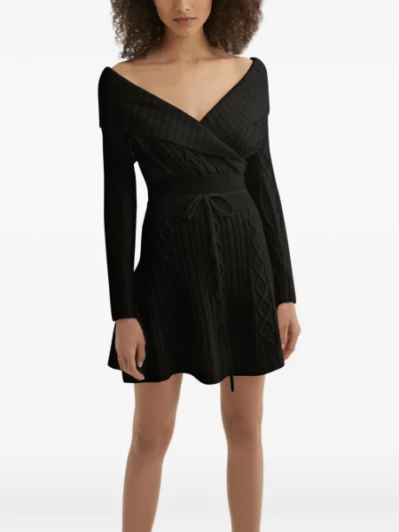 Rochie mini Violante Nessi cu umerii deschiși de costum mini negru