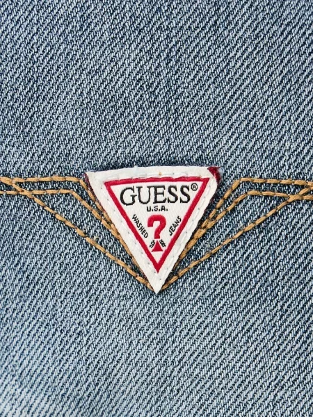 Джинсы скинни Guess
