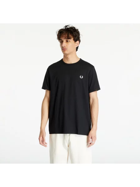 Футболка Fred Perry с аппликацией черная