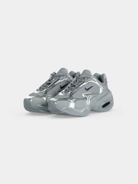 Nike Sportswear Nízke tenisky AIR MAX MUSE čadičová / striebornosivá