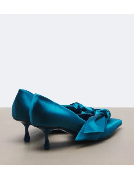 Satenaste salonarji Jimmy Choo z lokom modra