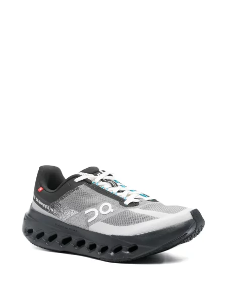 Sneakerși On-running cu șireturi din dantelă alergare negru