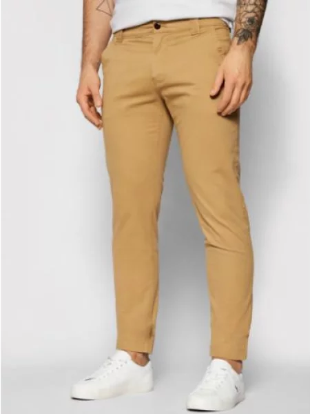 Tommy Jeans Chino kalhoty Scanton hnědá