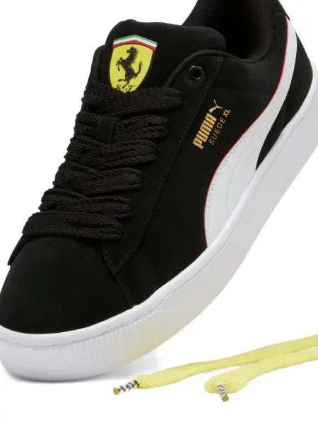 Sneakerși Puma Suede din piele de căprioară alb