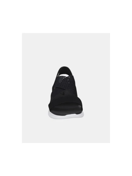 Tenisky Skechers čierna