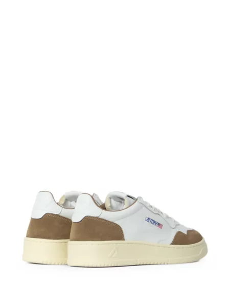 Sneakerși Autry din piele de căprioară alb