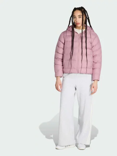 Демисезонная куртка Adidas фиолетовая
