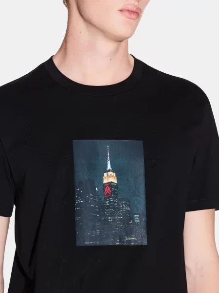 Футболка Armani Exchange чорний