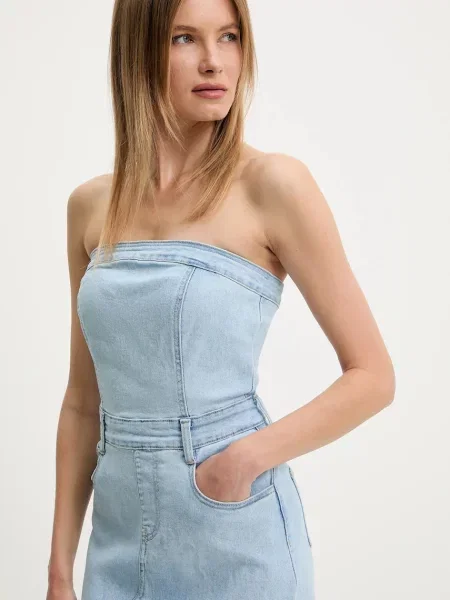 Answear Lab sukienka jeansowa midi dopasowana niebieski