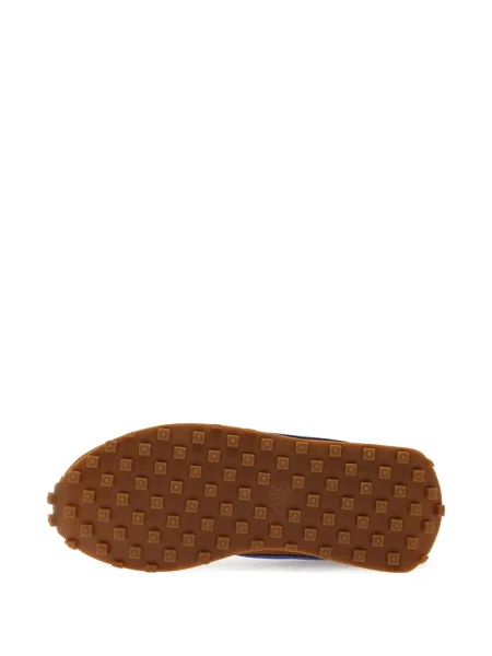 Sneakerși Nike maro