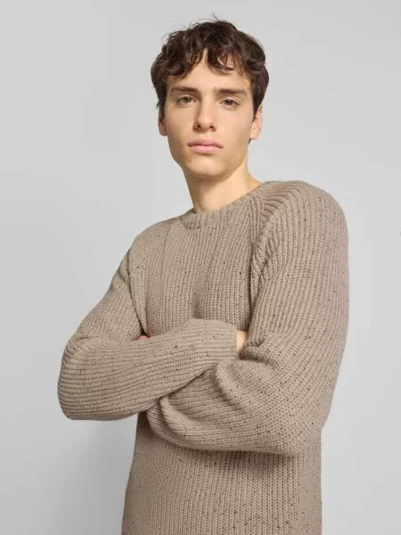 Sweter z dzianiny o kroju regular fit z mieszanki bawełny z dodatkiem wełny model ‘LITUS’ Only & Sons beżowy