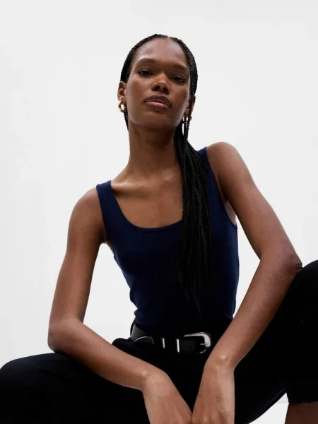 GAP Top bleumarin negru