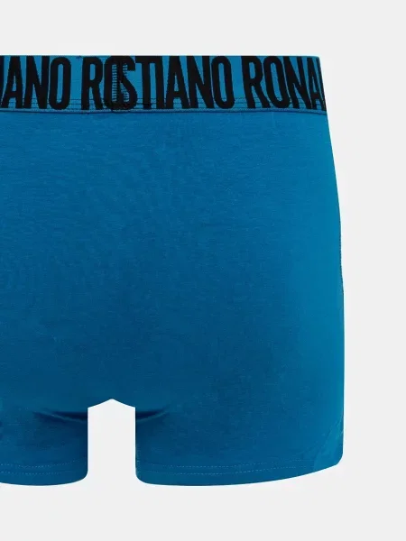 Cristiano Ronaldo boxeralsó férfi