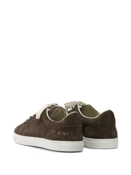 Sneakerși Common Projects din piele de căprioară maro