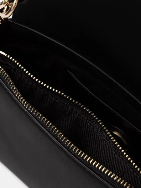 Кожаная сумка Love Moschino