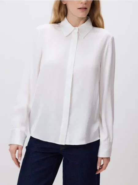 Reserved Cămașă basic din alb