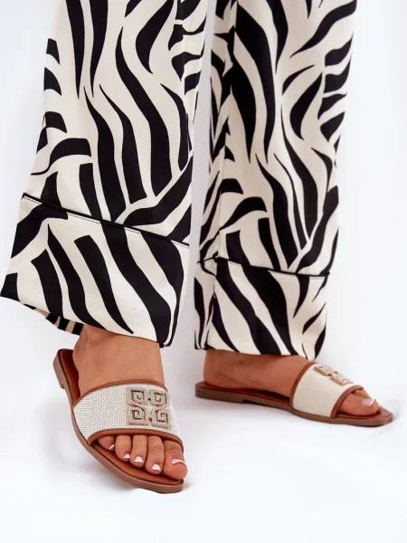 Elegantní pantofle Boto na plochém podpatku