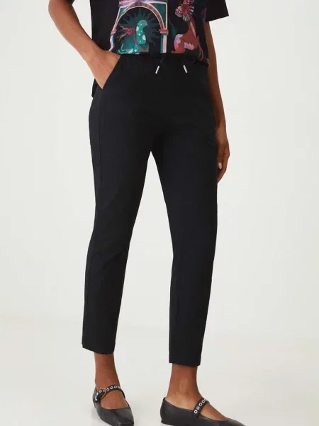 Medicine spodnie fason chinos medium waist czarny