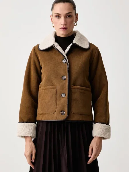 Barbour jachetă scurtă pentru femei din catifea reiată Penny bej