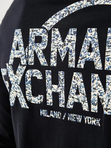 Armani Exchange лонгслів