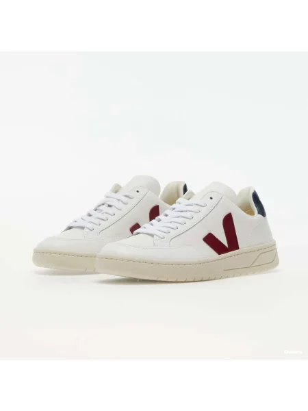 Veja sneakersy skórzane biały