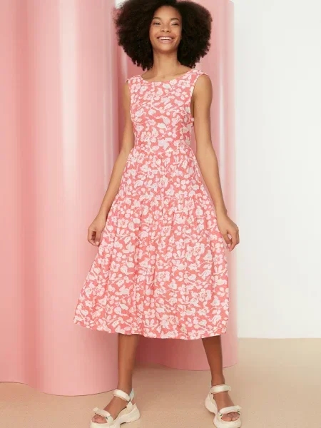 Rochie Trendyol roz