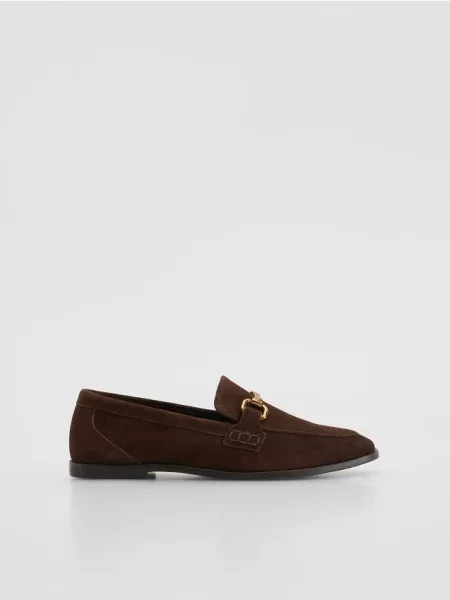 Reserved Zamszowe loafersy beżowy