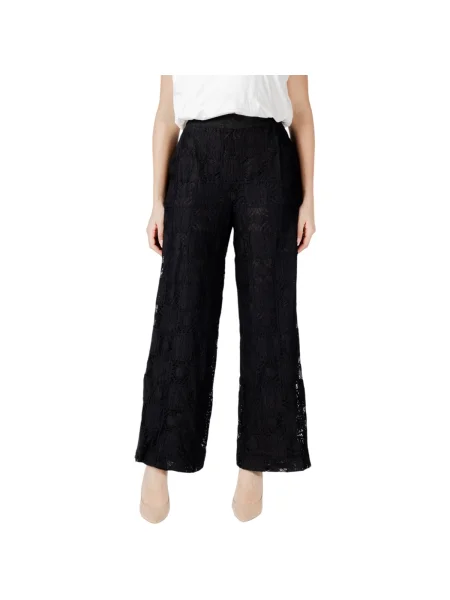 Pantaloni Vila din dantelă negru