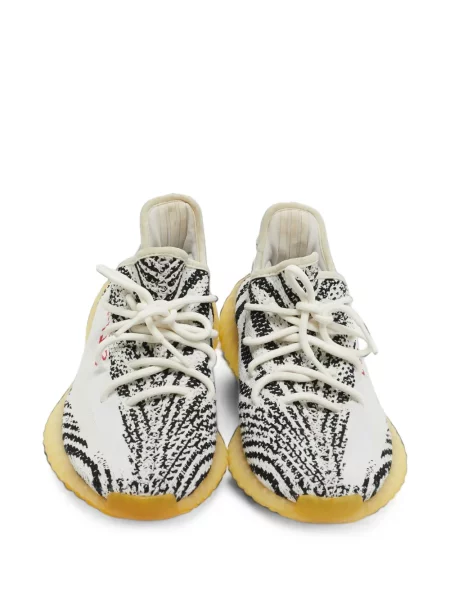 Sneakerși Adidas Yeezy cu model zebră alb