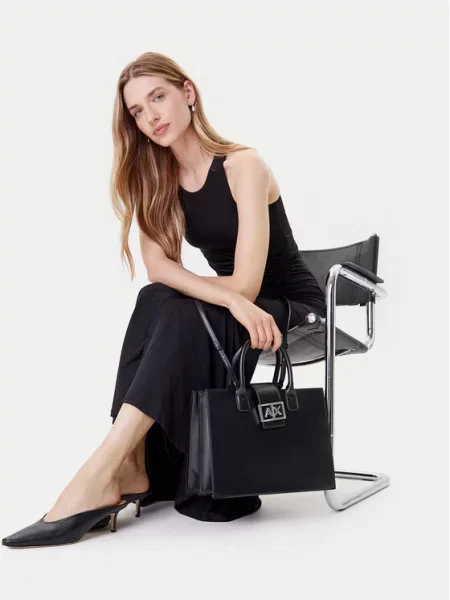 Armani Exchange torebka shopper z imitacji skóry czarna
