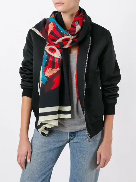 Fular Givenchy cu imagine negru